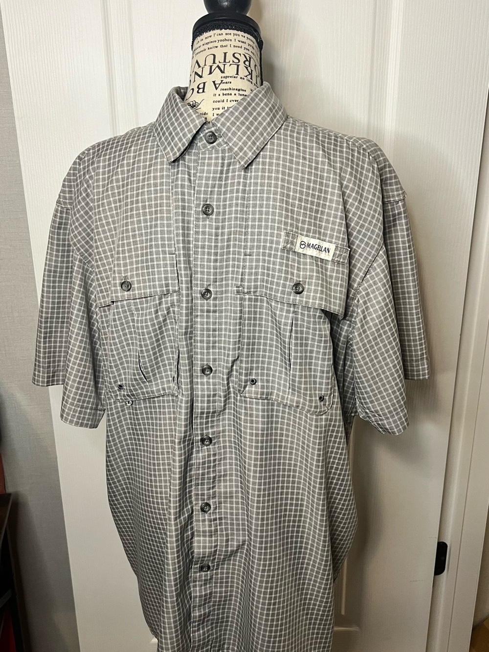 Magellan Outdoors Men's Gray Windowpane Short-Sleeve Button-Down Shirt